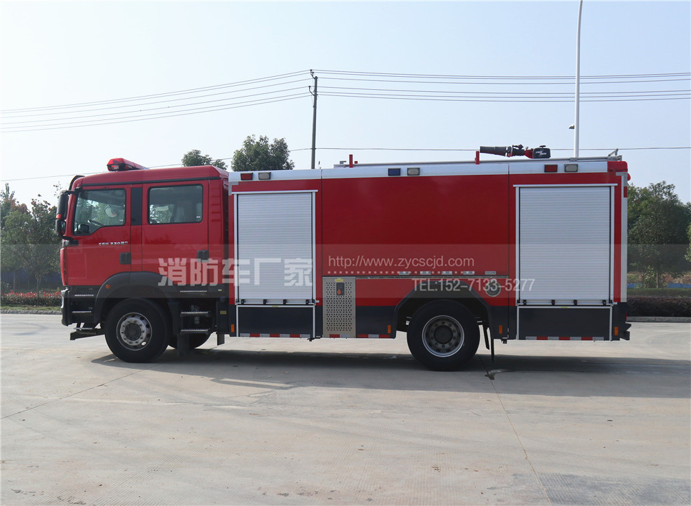 �������ơ��ǵ¿�8��ˮ������܇